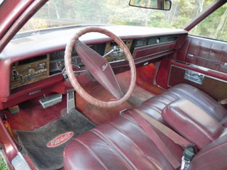 Illustration for article titled For $5,000, This 1976 Olds Custom Cruiser Will Make You Clam Up